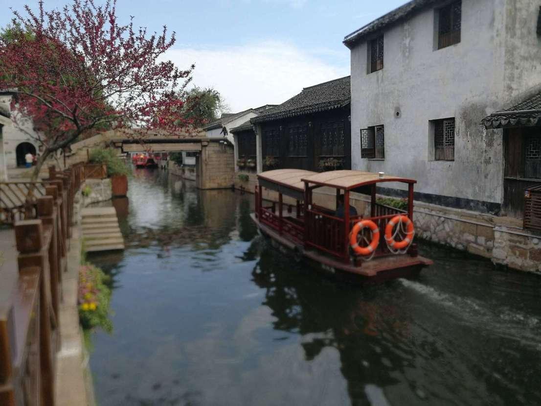去年我开我爸摩托车出了事故，我垫付一万四现在法院判决书以下达了三十八天了，还没有消息？游戏画面